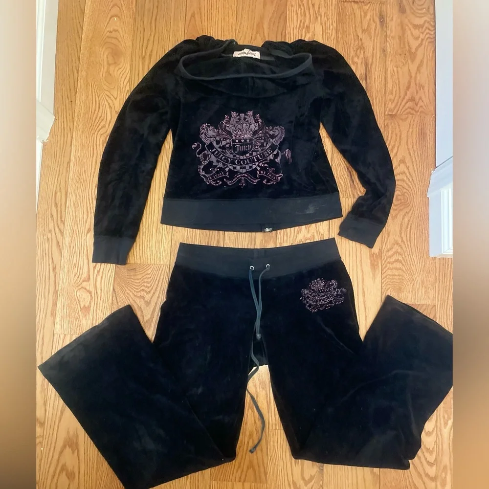 Juicy Couture Black and pink vintage Velour Tracksuit - Picture 1 of 4